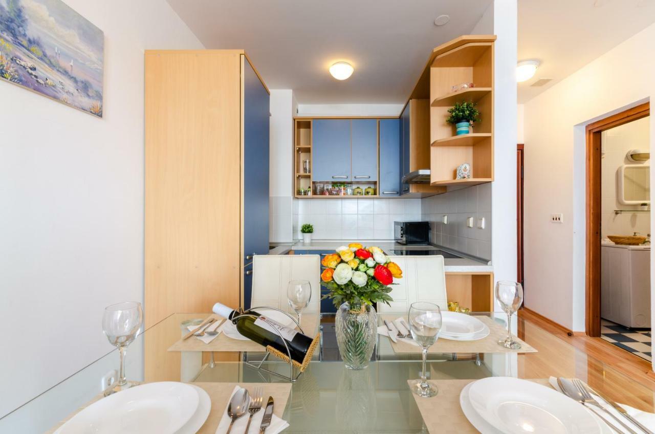 Apartment Tia ツリクヴェニツァ エクステリア 写真